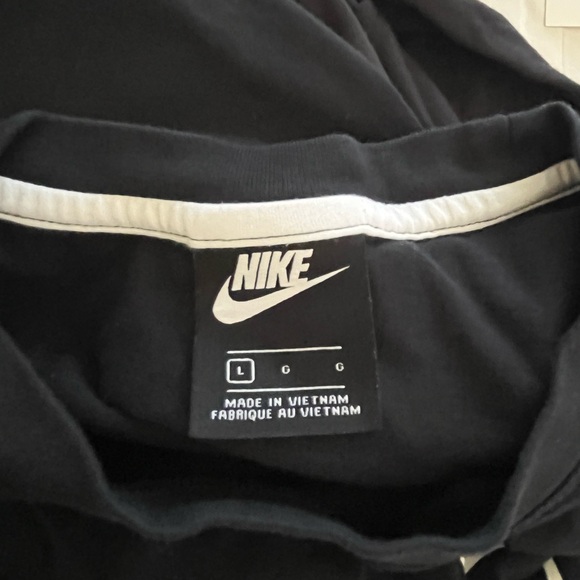 Nike Varsity Youth Large T-Shirt - Picture 4 of 5